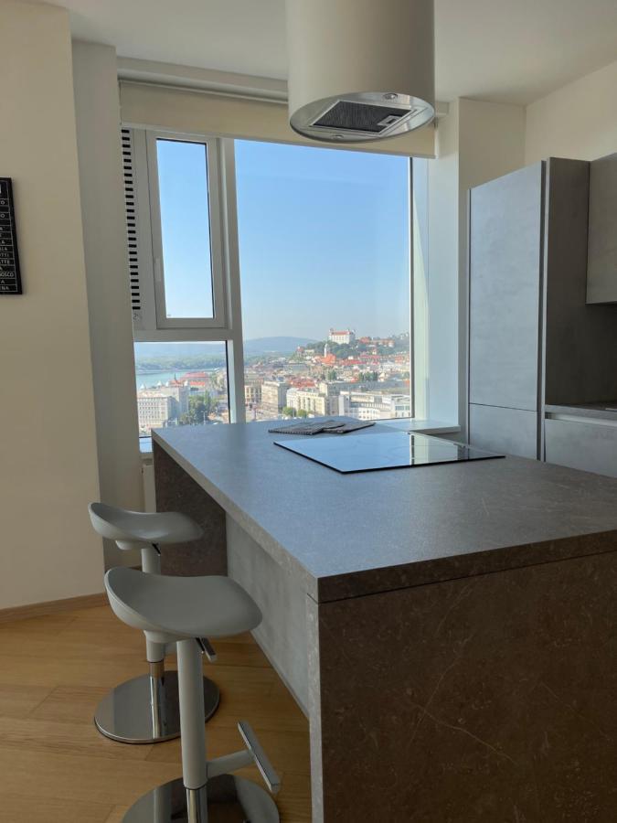 Sag Panorama Apartment 3 Rooms 19Th Floor Great View Free Parking Братислава Экстерьер фото